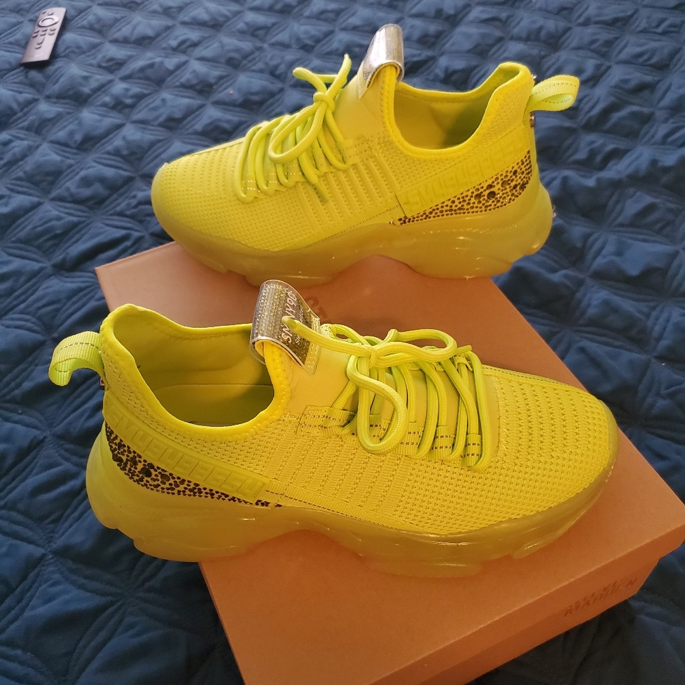 Steve Madden Sneakers